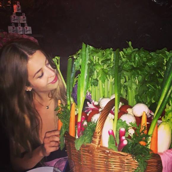 Meet your Posher, Nathalie - Picture 1 of 1